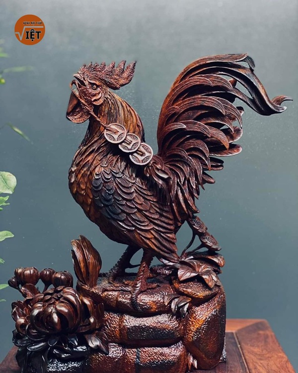 tượng gà trống phong thủy bằng gỗ