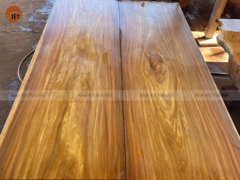 Gỗ lim chuyên làm cửa và cầu thang